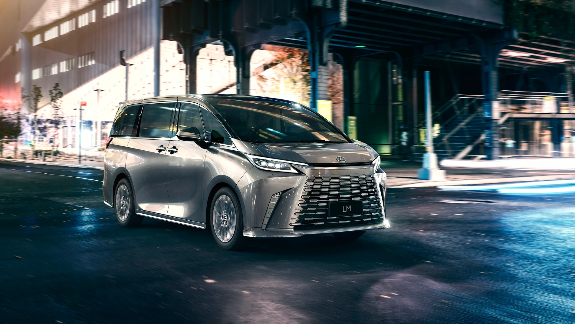 Lexus LM, el lujo del espacio