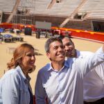 Mazón, Catalá y Mompó han visitado la plaza de toros de Valencia, donde mañana se celebrará el mitin central