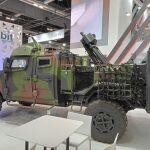 Vehículo Vamtac de Eurovesa con el mortero Eimos de Expal, de la Infantería de Marina