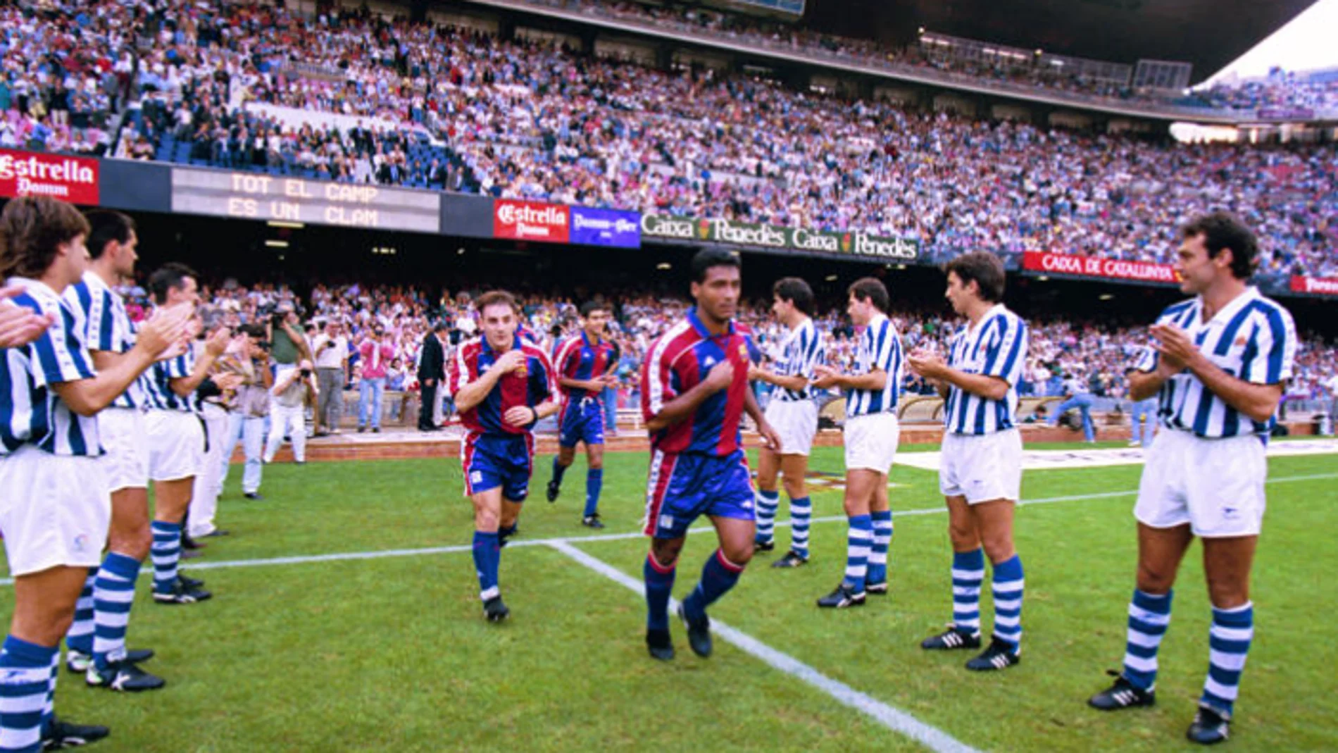 Pasillo de Campeón al Barça en la temporada 90-91