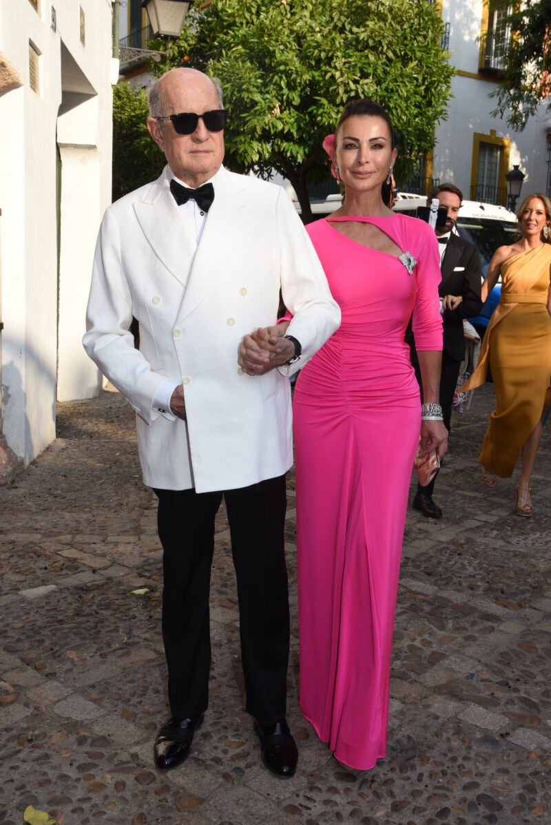 Silvia Gómez-Cuétara y Juan Antonio Pérez Simón