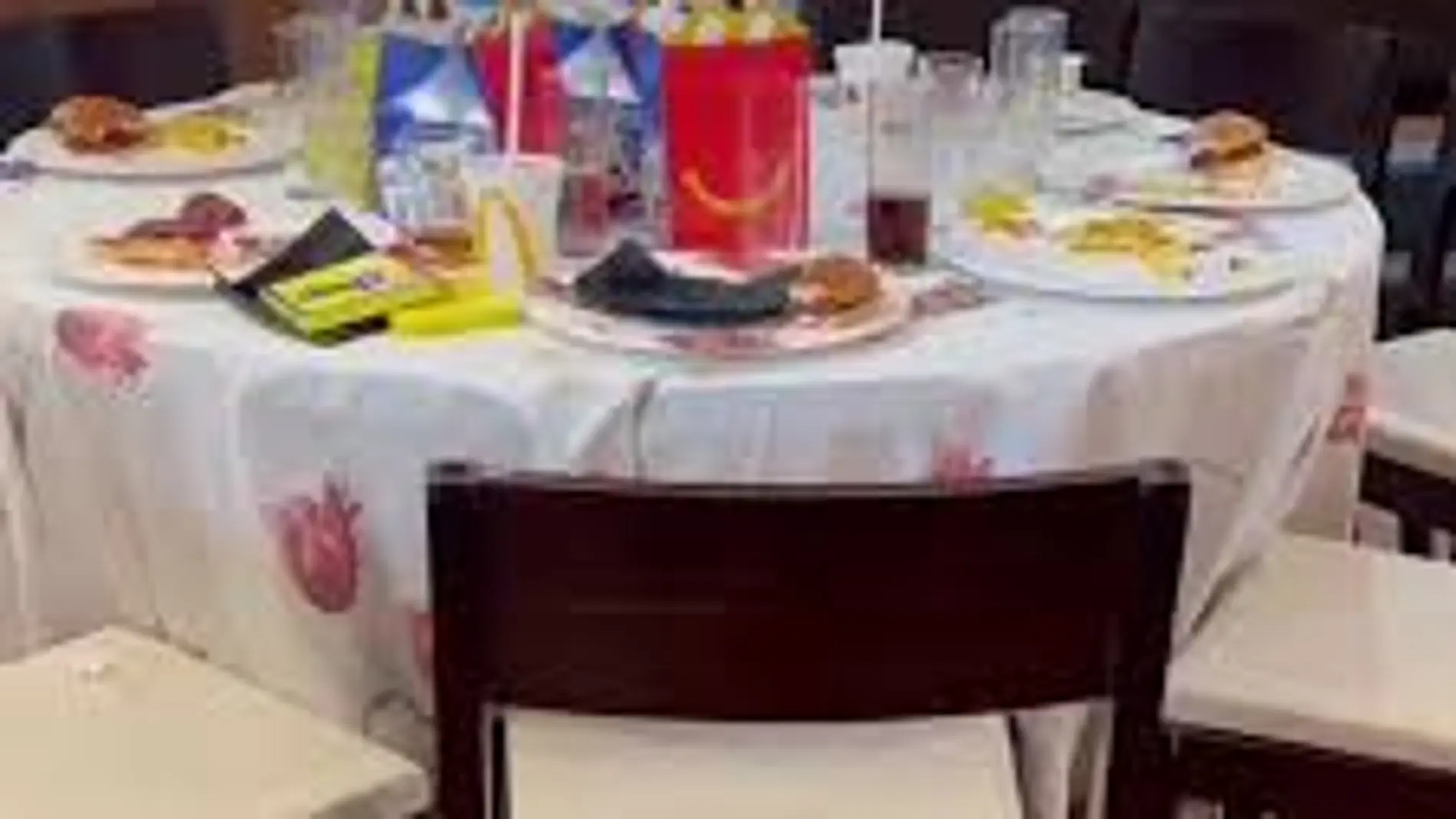 Denuncian a un restaurante de Algete por no servir ocho comuniones contratadas (y pagadas)