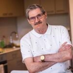 Pepe, de 67 años, hace seis meses que reside en una vivienda tutelada de Casa Caridad