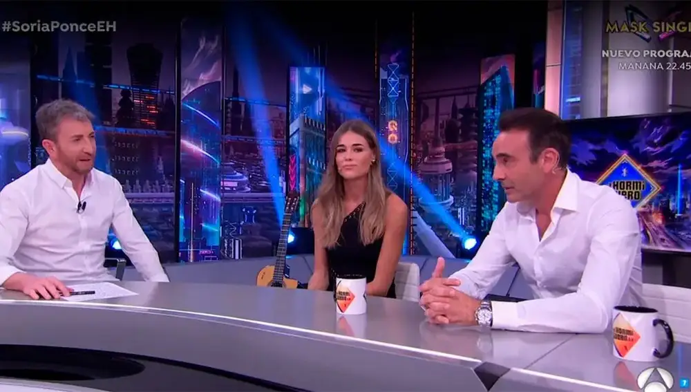 Ana Soria, Enrique Ponce y Pablo Motos en 'El Hormiguero'