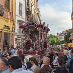 Salida de la hermandad del Salvador