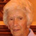  Clare Nowland, de 95 años, se encontraba muy alterada y había cogido un cuchillo de cocina