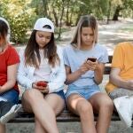 Limitar el uso de dispositivos móviles a través de herramientas prácticas es el objetivo de este campamento