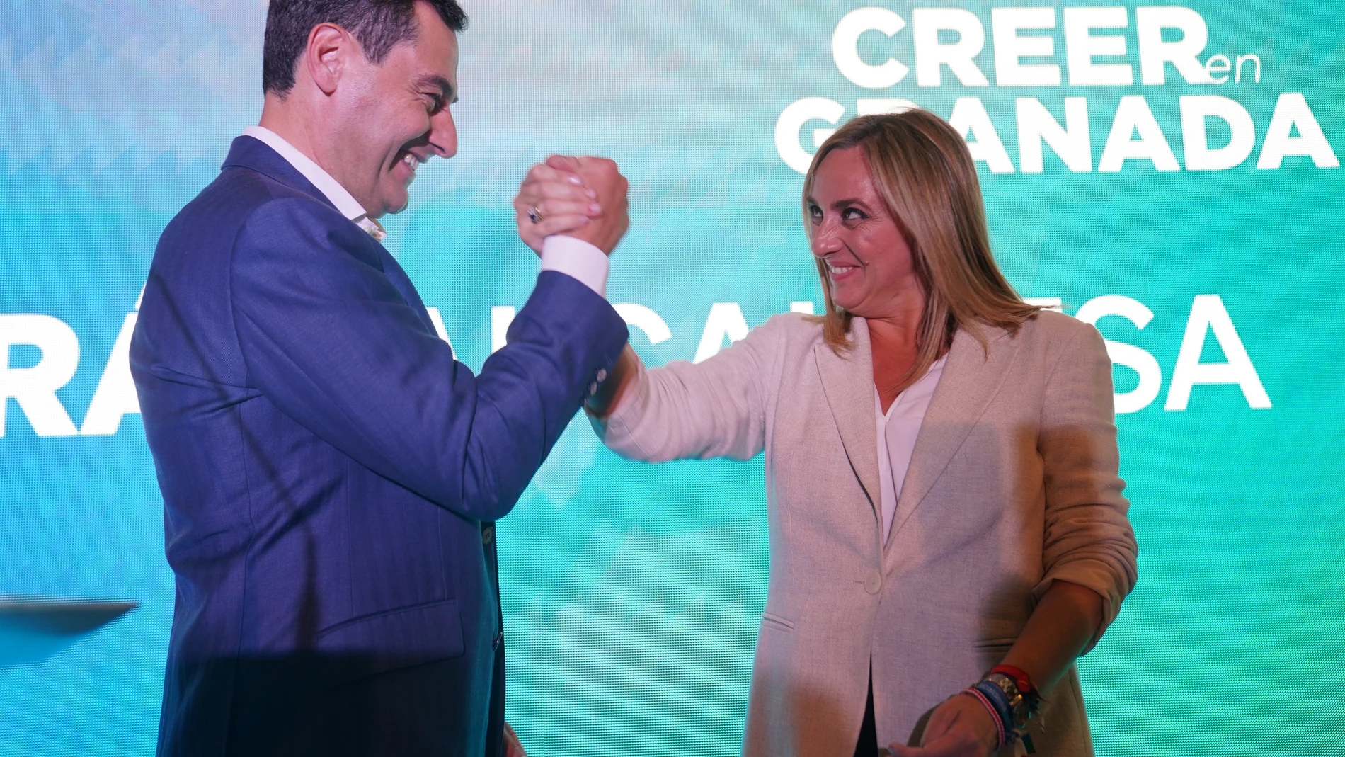 Juanma Moreno y Marifrán Carazo