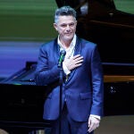 Alejandro Sanz publica un mensaje de madrugada: "No estoy bien. A veces no quiero ni estar"