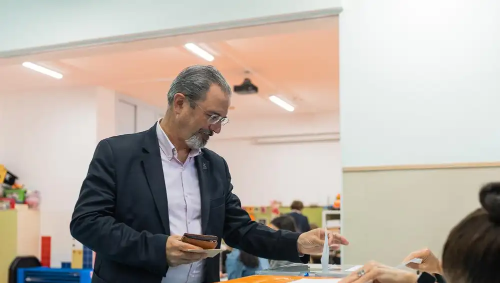 El candidato de Vox a la Generalitat, Carlos Flores