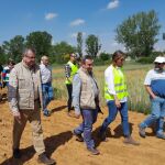  El consejero de Agricultura, Ganadería y Desarrollo Rural, Gerardo Dueñas, participa en la jornada agrotecnológica organizada por el Instituto Tecnológico Agrario de Castilla y León (Itacyl) para recorrer los campos de ensayo de cultivos herbáceos extensivos en la finca Zamadueñas