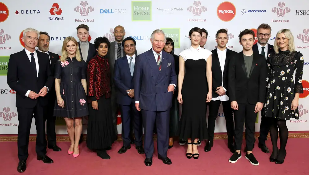 El Rey Carlos III coincidió con Phillip Schofield en un evento en 2017