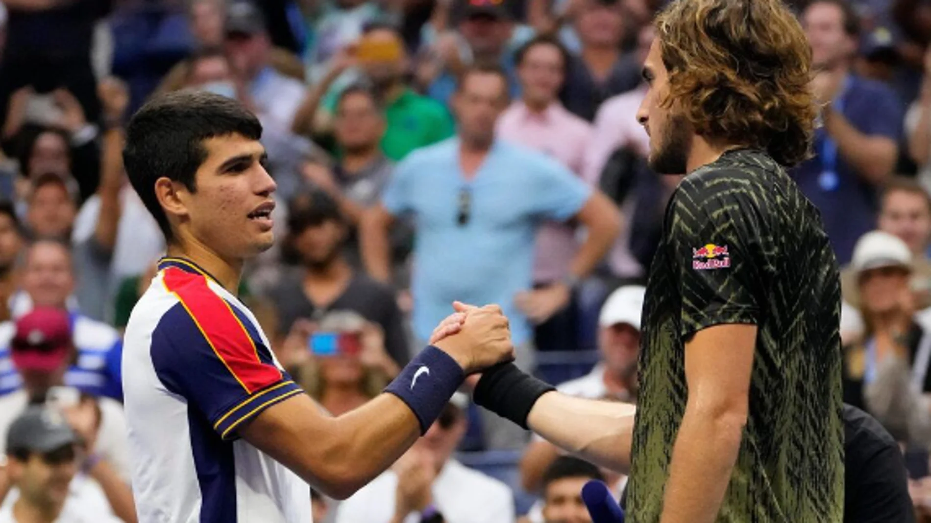 Carlos Alcaraz se mide a Stefanos Tsitsipas