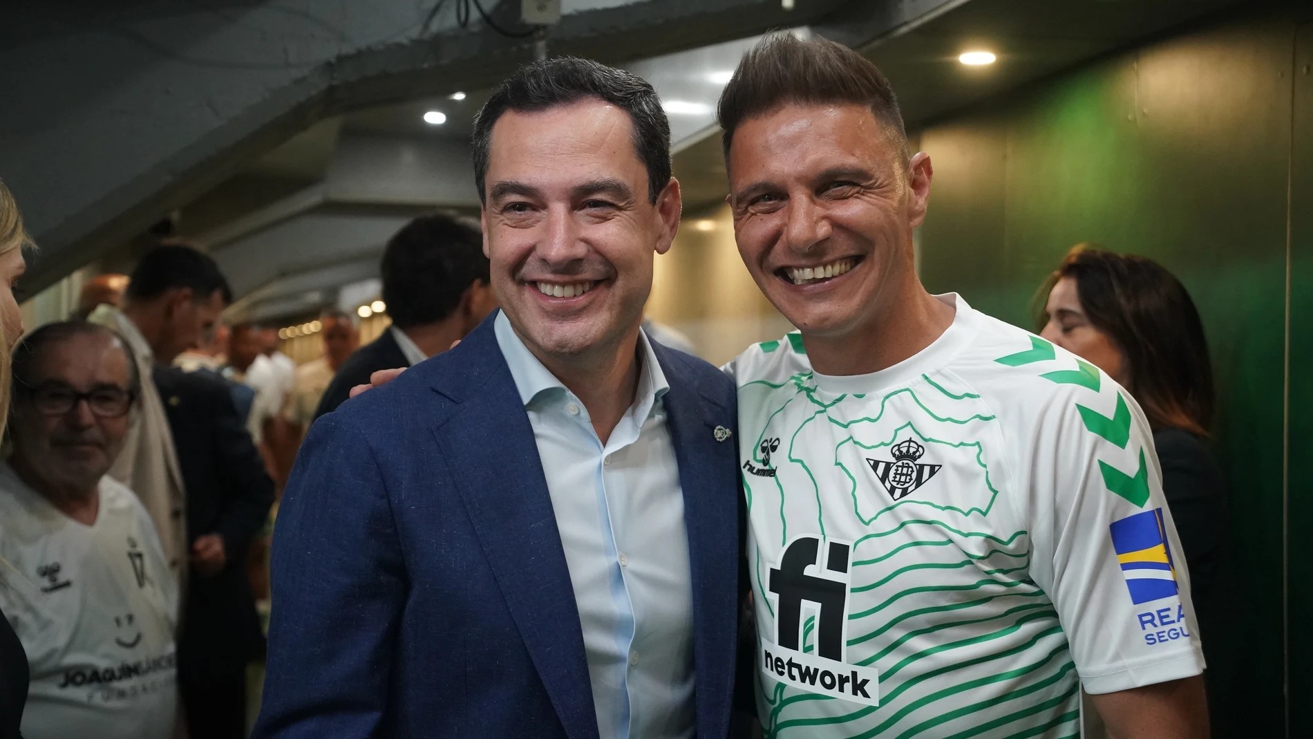 Joaquín, con Juanma Moreno, presidente de la Junta de Andalucía