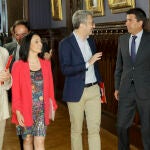 Carlos Mazón (PP) inicia con el PSPV el primer encuentro sobre su investidura