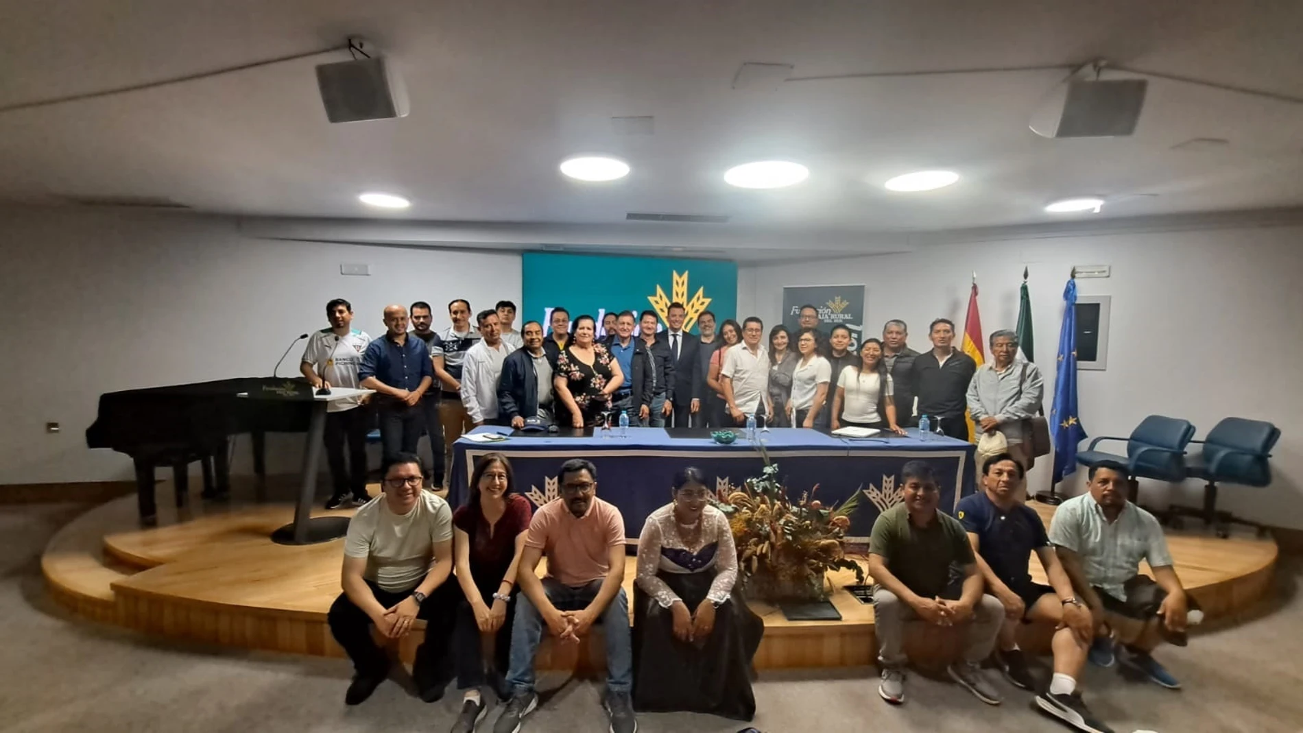 Alumnos de Ecuador de la UNIA conocen las acciones de RSC de Fundación Caja Rural del Sur. CAJA RURAL DEL SUR 08/06/2023