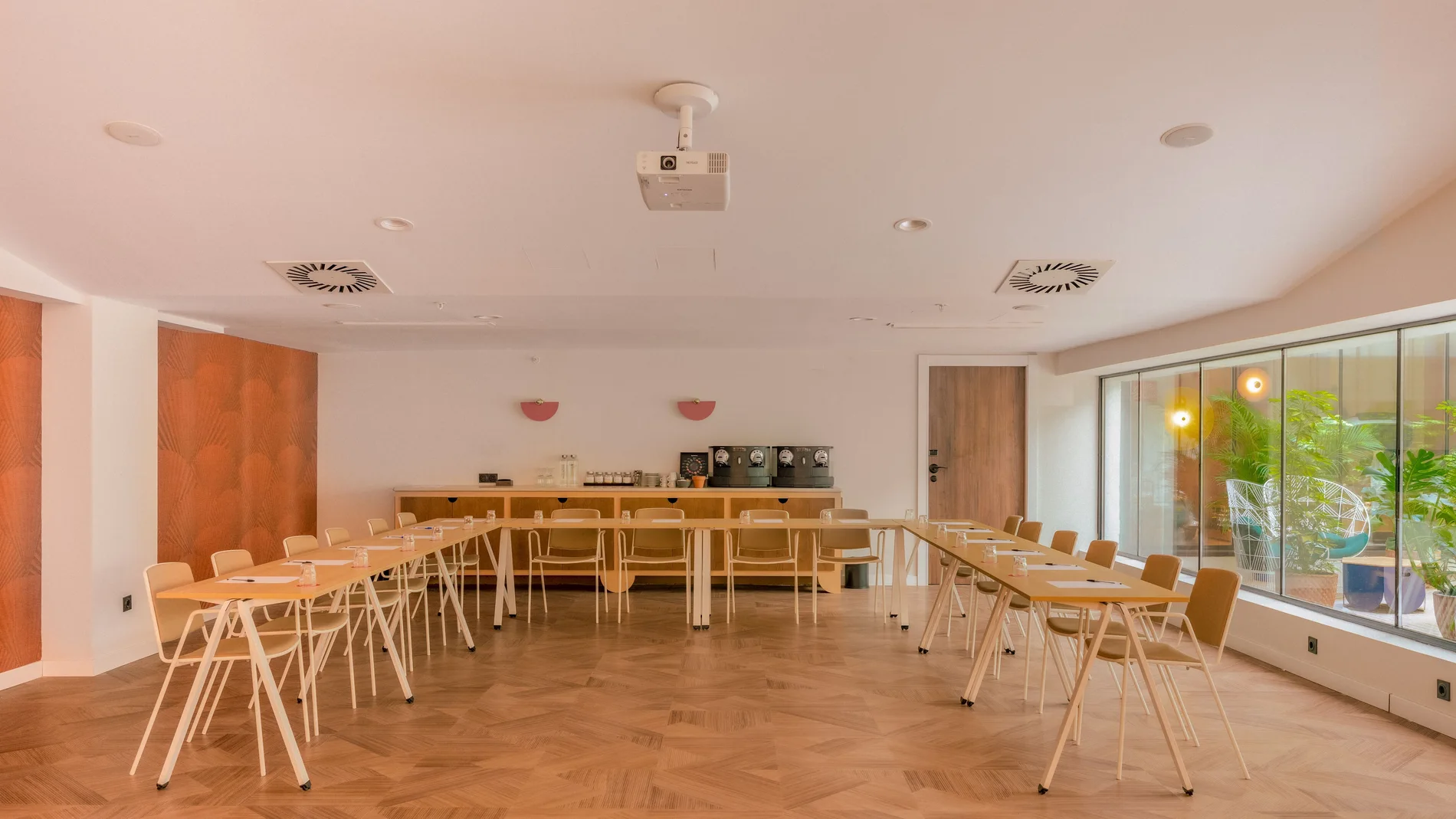 El ibis Styles Sevilla City Santa Justa, el mejor lugar de trabajo… y de ocio