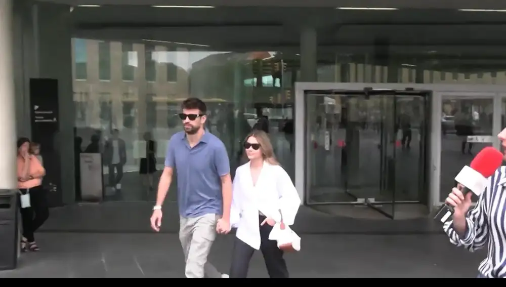 Piqué y Clara Chía.