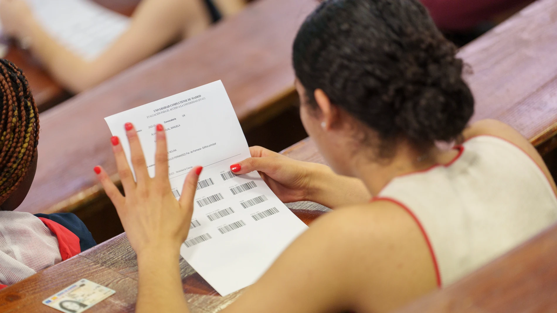 Examen EVAU en la Facultad de Farmacia.