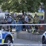La Policía de Estocolmo, en el lugar del tiroteo