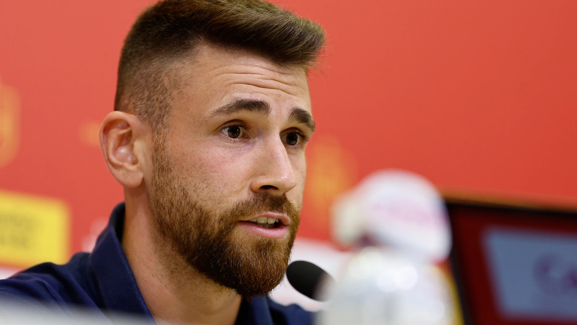 LAS ROZAS (CA. MADRID), 12/06/2023.- El portero de la selección española de fútbol, Unai Simón durante la rueda de prensa ofrecida este luces en la Ciudad Deportiva de Las Rozas, en Madrid. EFE/ Rodrigo Jimenez