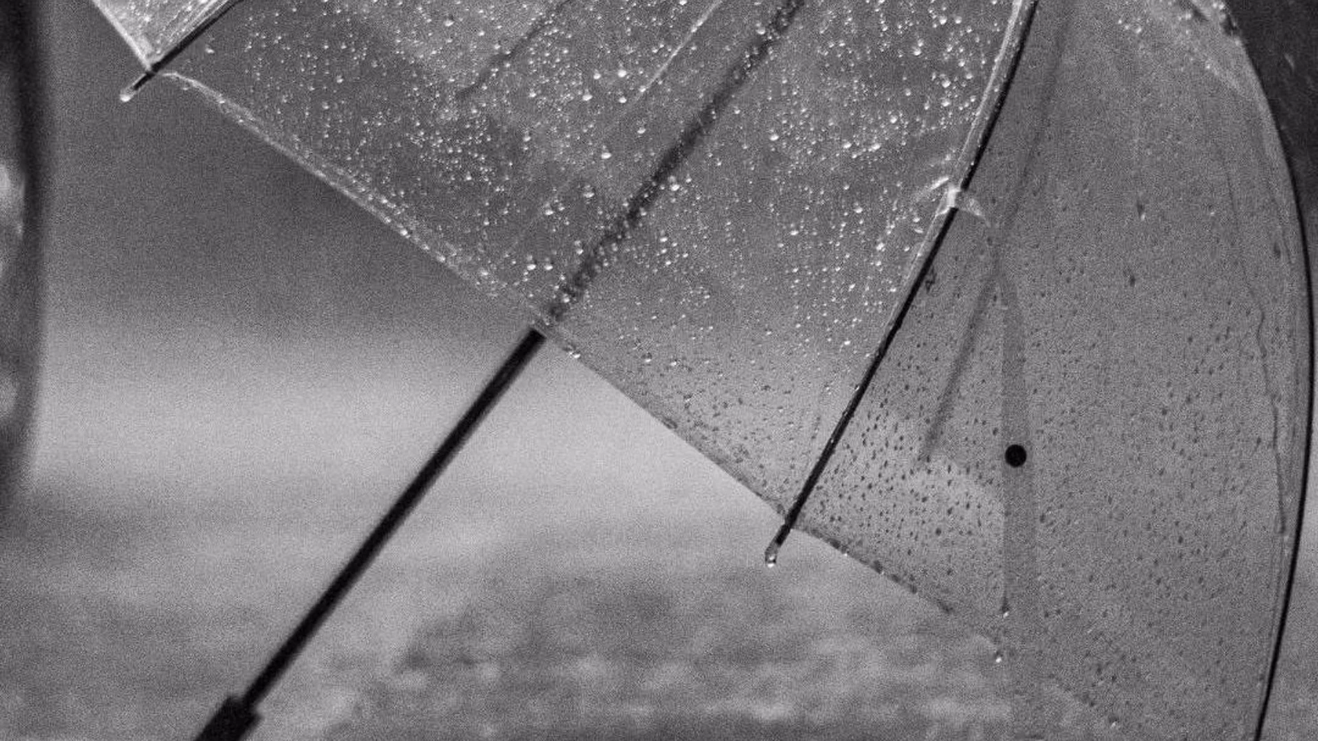 Las fuertes lluvias golpean Terrassa y la zona del Vallès con calles inundadas y carreteras cortadas