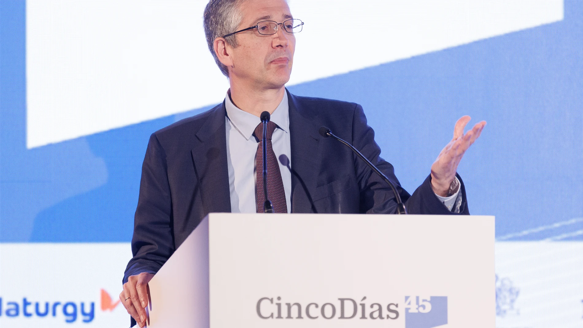 Economía.- Hernández de Cos (Banco de España), sobre su posible elección como ministro del PP: "Yo no estoy en eso"