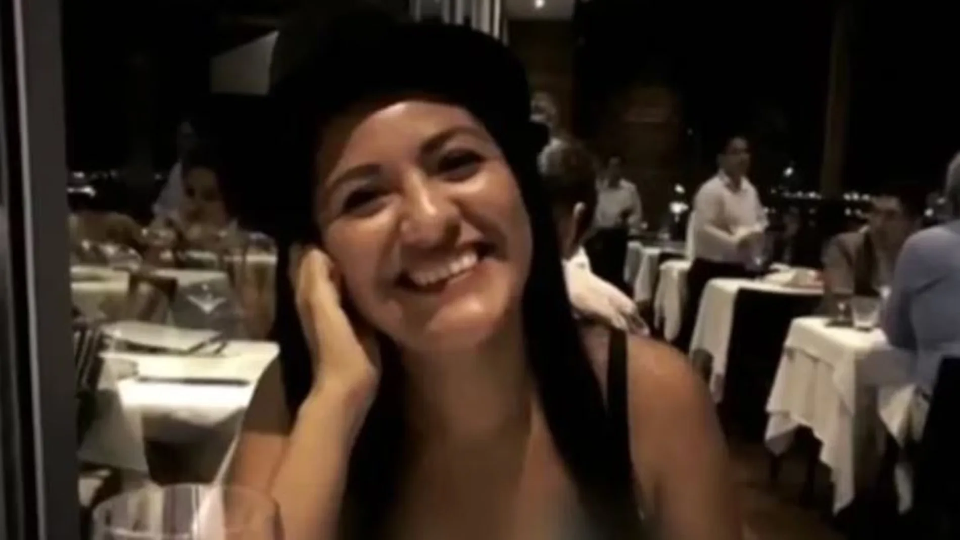 Alexandra y su pareja engañaban a empresarios ricos a través de Tinder