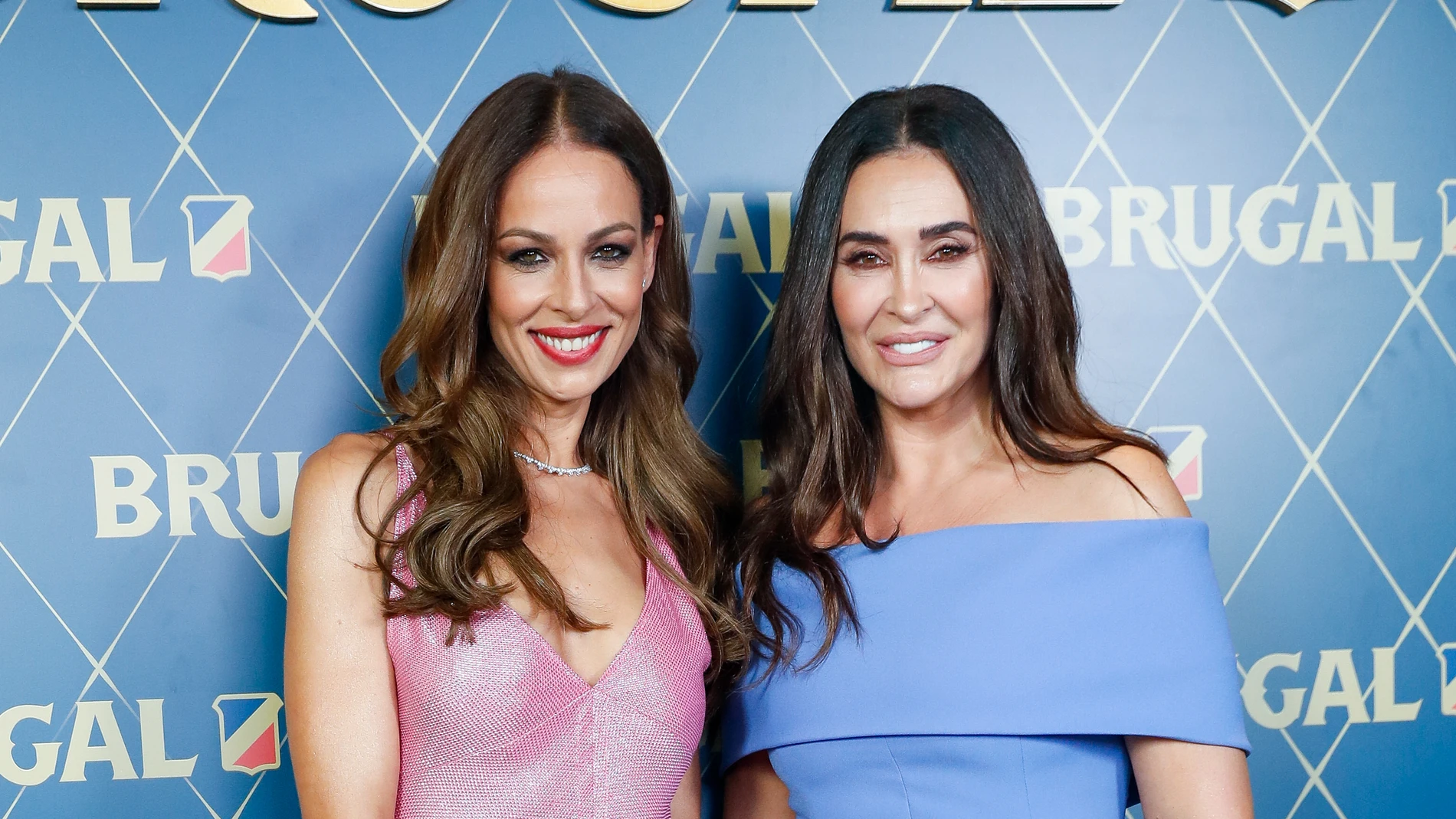 Eva González y Vicky Martín Berrocal celebrando la amistad.