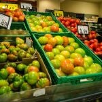 MADRID.-Cuatro de cada 10 alimentos afectados por la rebaja del IVA se encarecieron en el primer semestre, según Facua