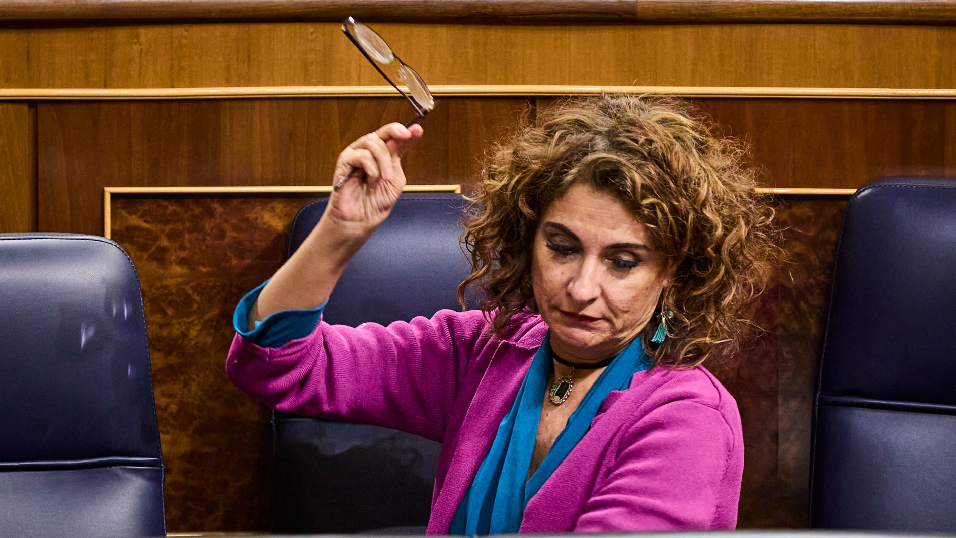 María Jesús Montero durante la sesión de tarde del pleno del Congreso de los Diputados, este martes, en Madrid. En la víspera del 8M, el PSOE y Podemos endurecen su enfrentamiento por la reforma de la ley del solo sí es sí presentada en solitario por el grupo socialista tras las rebajas de penas a agresores sexuales, una iniciativa que rechazan sus socios de gobierno y que se debate esta tarde en el pleno del Congreso