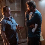 Ric Roman Waugh (izda.) junto a Gerard Butler durante el rodaje de "Operación Kandahar"