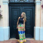 Amelia Bono sabe cómo llevar las faldas maxi que mejor sientan a las mujeres 40+