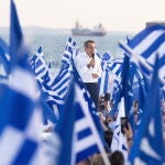 El primer minstro griego, Kyriakos Mitsotakis, en un mitin en Tesalónica