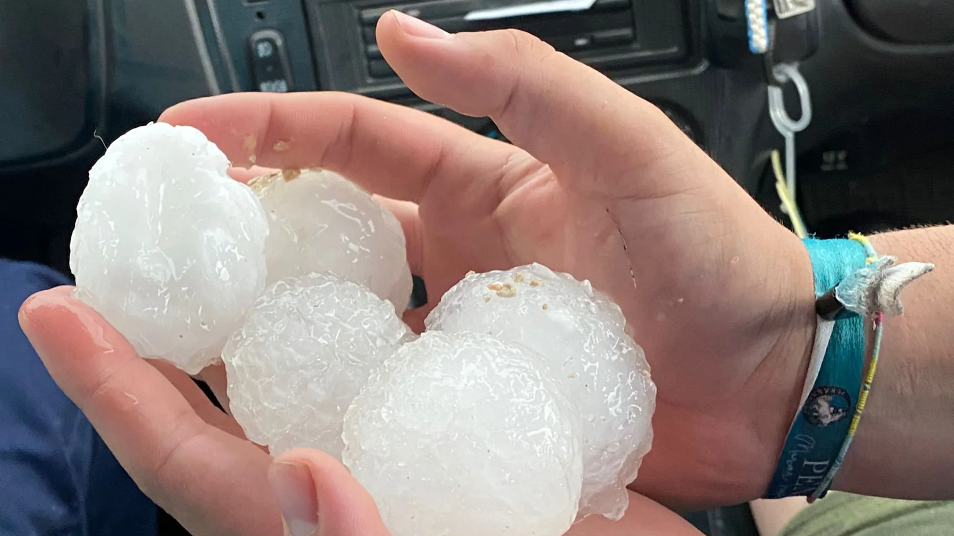 El granizo ha golpeado con fuerza este miércoles en la Región de Murcia