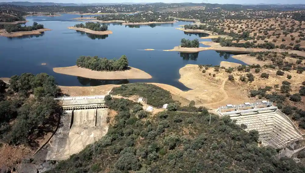 Central hidroeléctrica de Cala, Guillena (Sevilla)