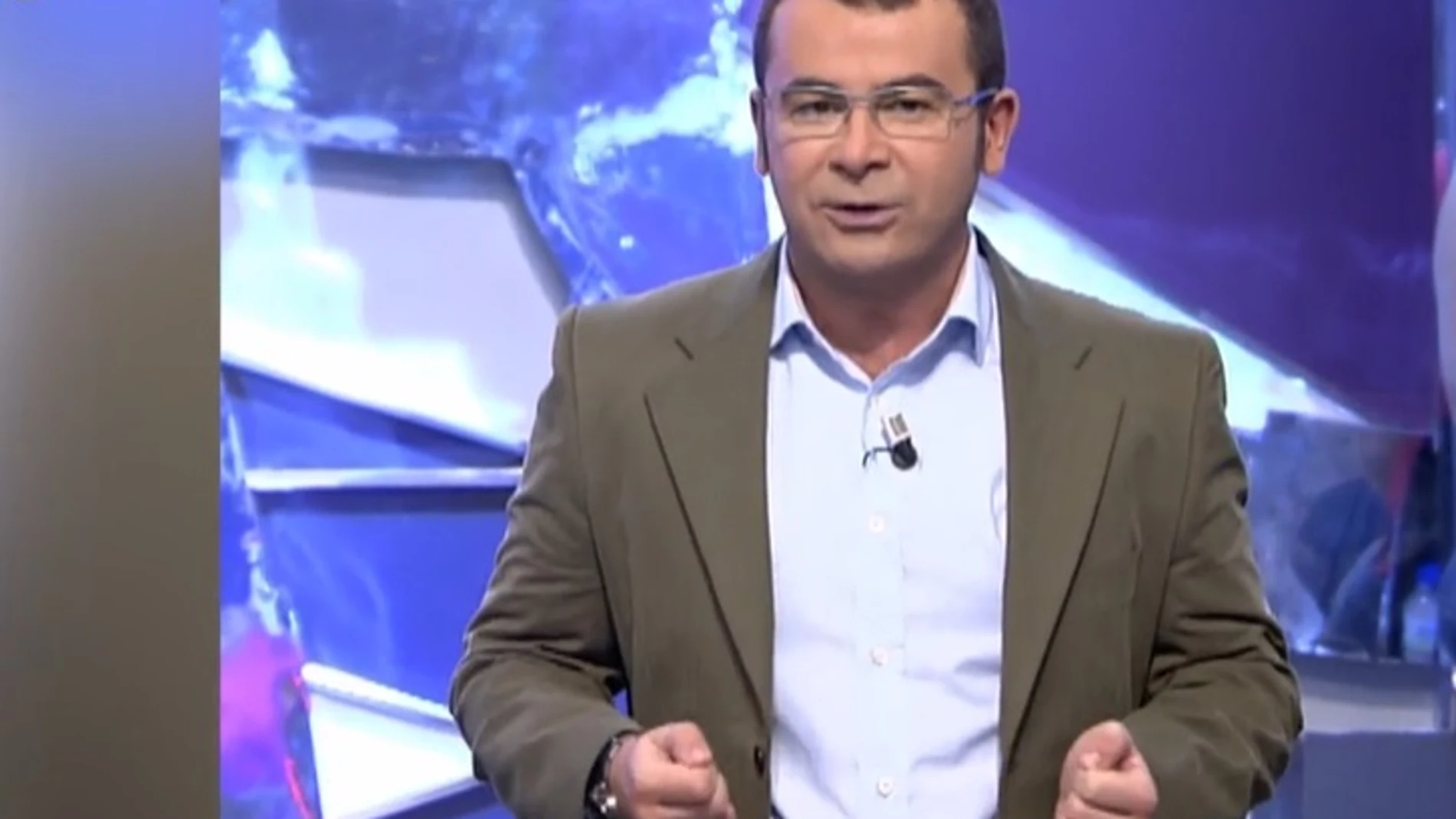 Jorge Javier en su primera escalera de "Sálvame diario"