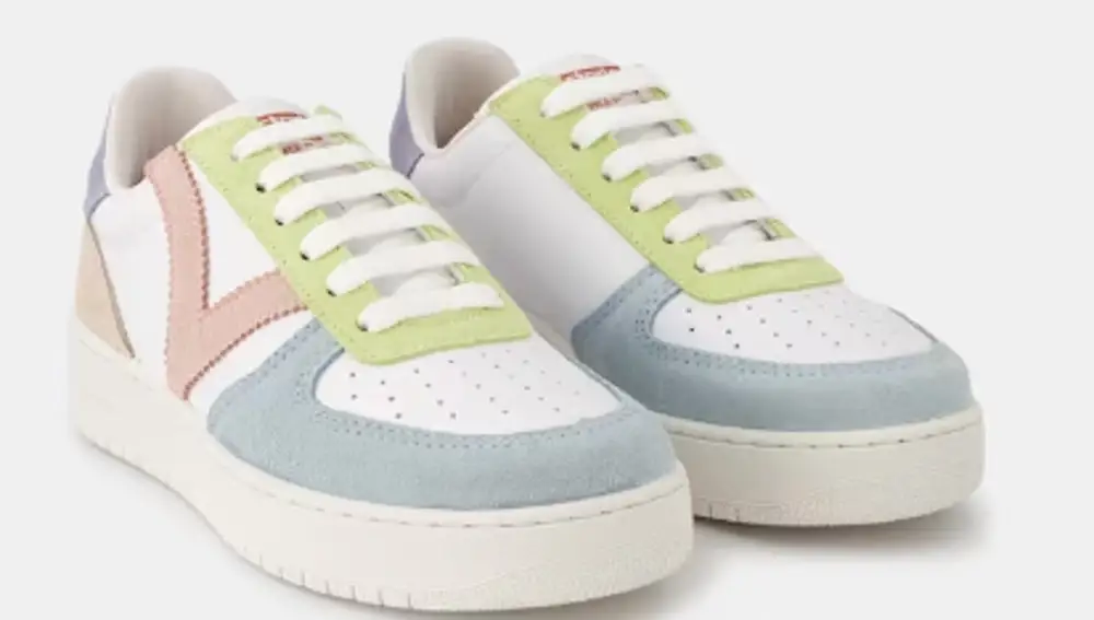 Zapatillas Victoria de mujer en blanco bajas tipo basket con logotipo y detalles multicolor
