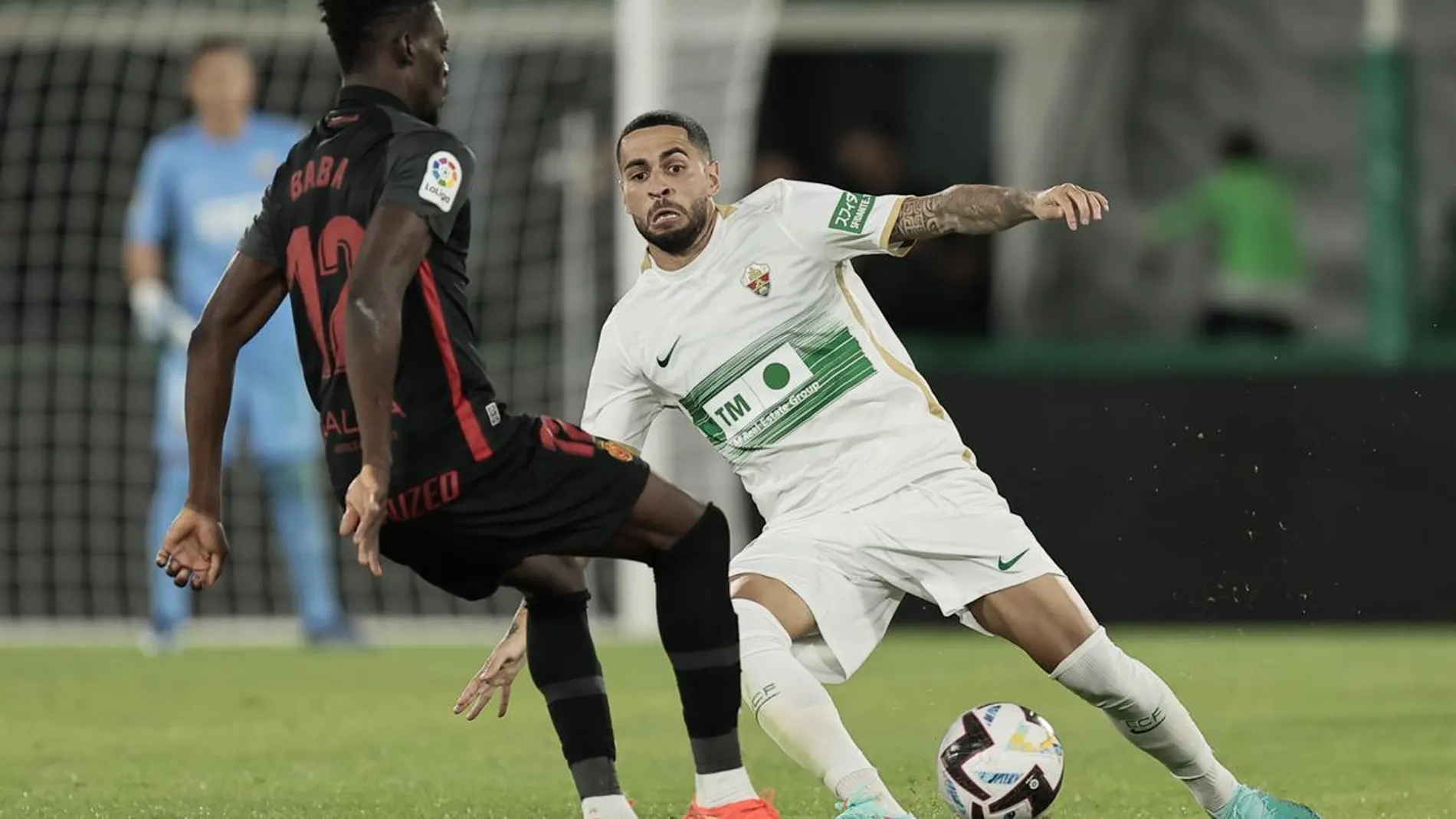 Omar Mascarell con el Elche