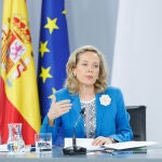 Calviño confirma que el Gobierno aprobará mañana la prórroga de la rebaja del IVA de los alimentos básicos