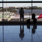 Aviones de Iberia en la Terminal T-4 del aeropuerto Adolfo Suarez Barajas.