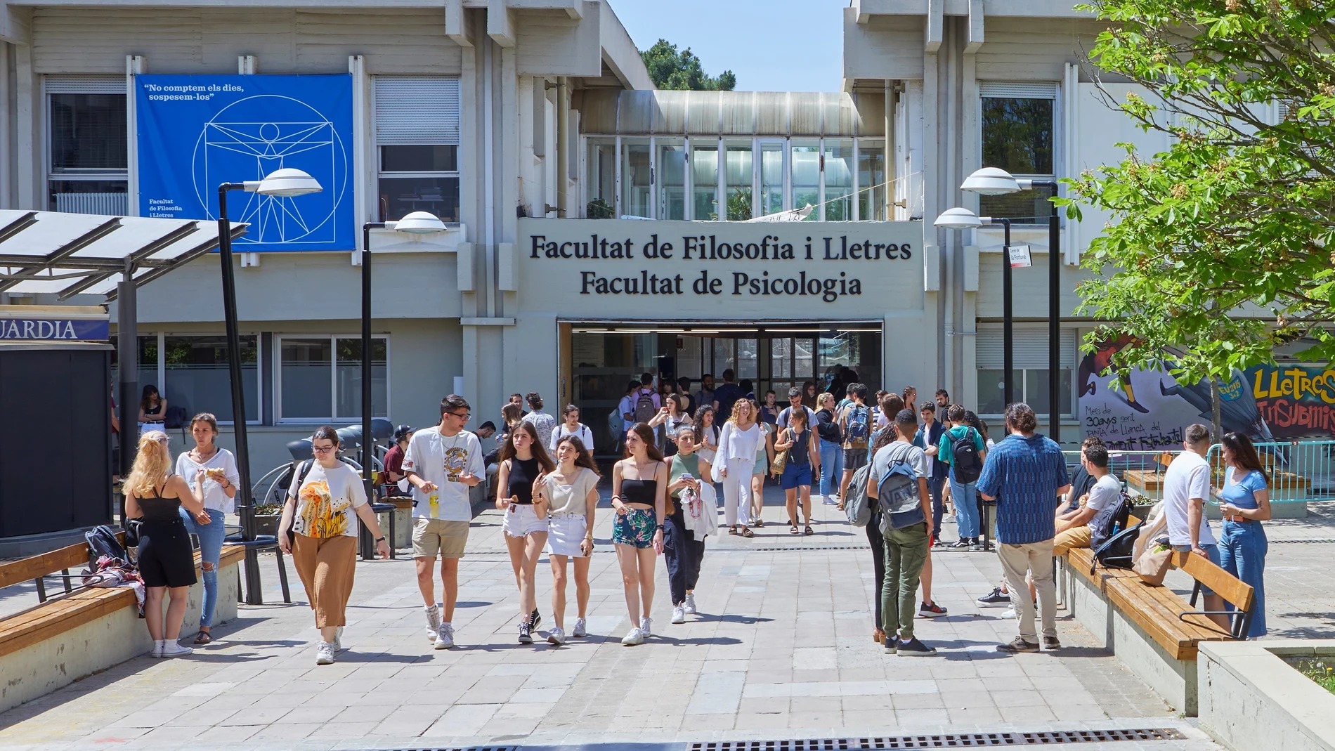 Facultad de Filosofía y Letras de la Universidad Autónoma de Barcelona (UAB)