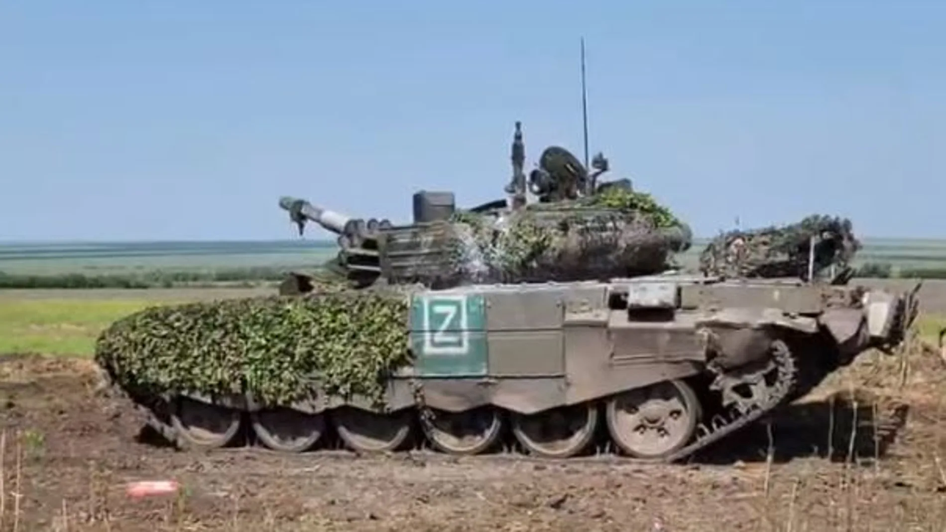 Imagen del carro de combate T-72B3 ruso capturado por las tropas ucranianas