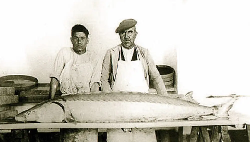 Imagen histórica de la elaboración