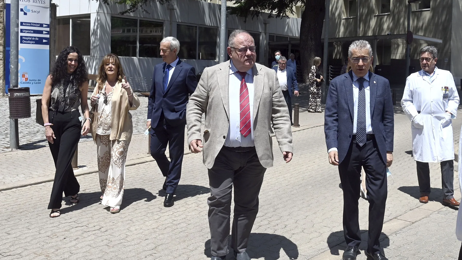 El consejero Alejandro Vázquez junto a José Antonio Visedo