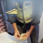 Desarticulan un grupo criminal que introducía migrantes sirios y argelinos en la UE