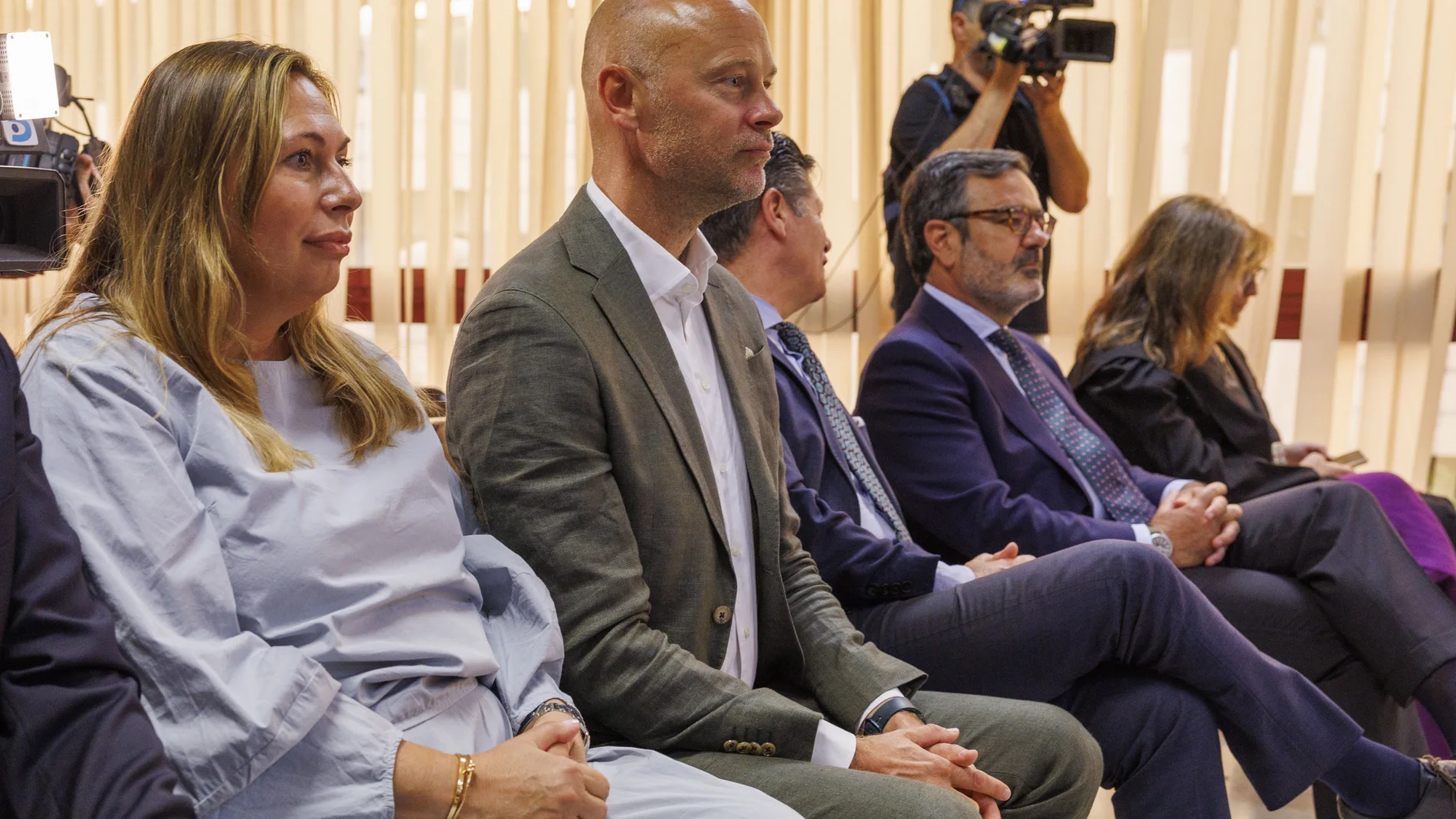 Responsables de la compañía Boliden asisten como público al juicio