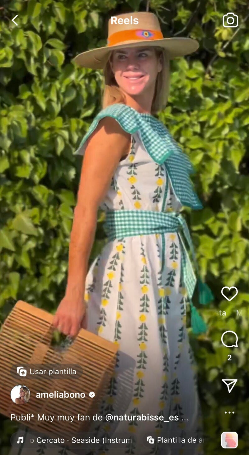 Amelia Bono con vestido de The IQ Collection.