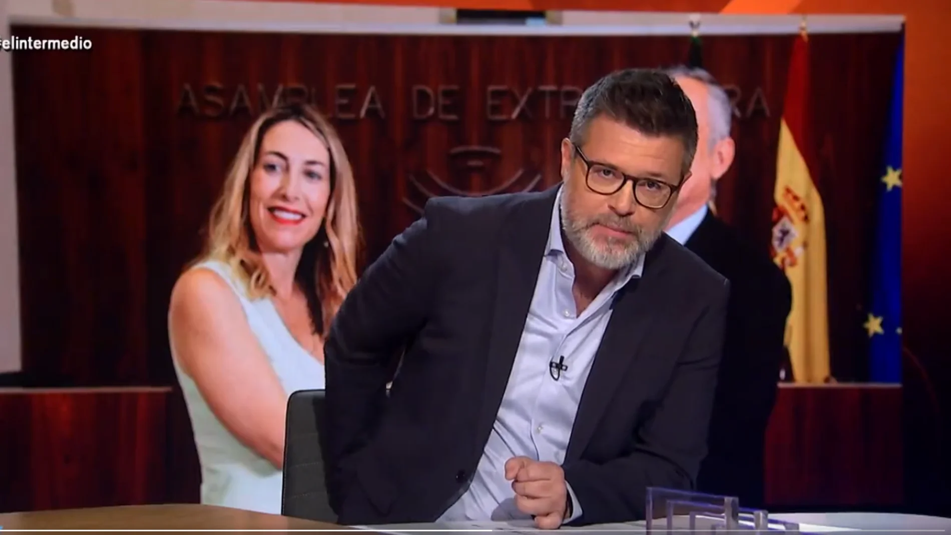 El debut de Quequé en 'El Intermedio': "María Guardiola se ha introducido sus palabras por el mismísimo..."