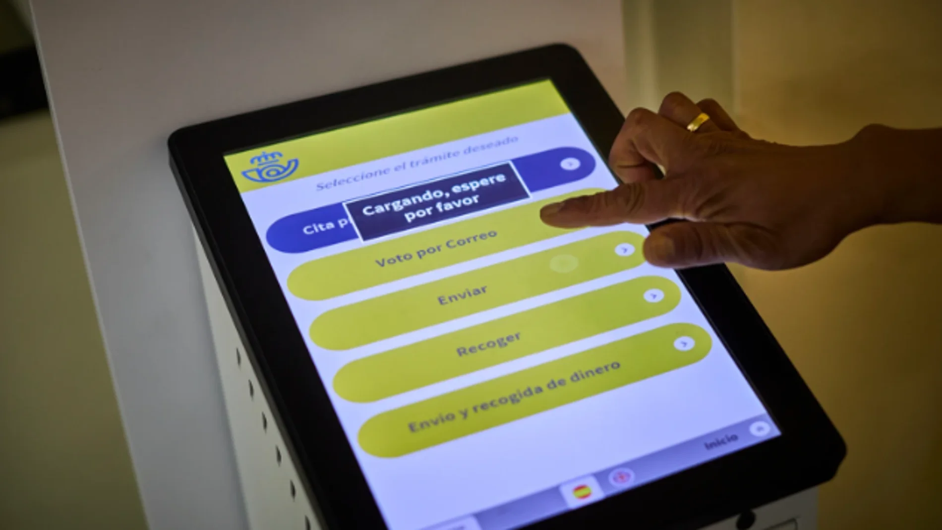 En las oficinas de Correos también se puede solicitar el voto por correo presencialmente